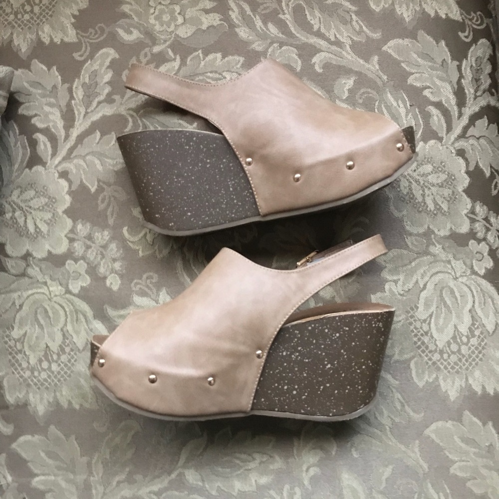 🔥FINAL SALE 🔥🔥on Preloved platforms🔥