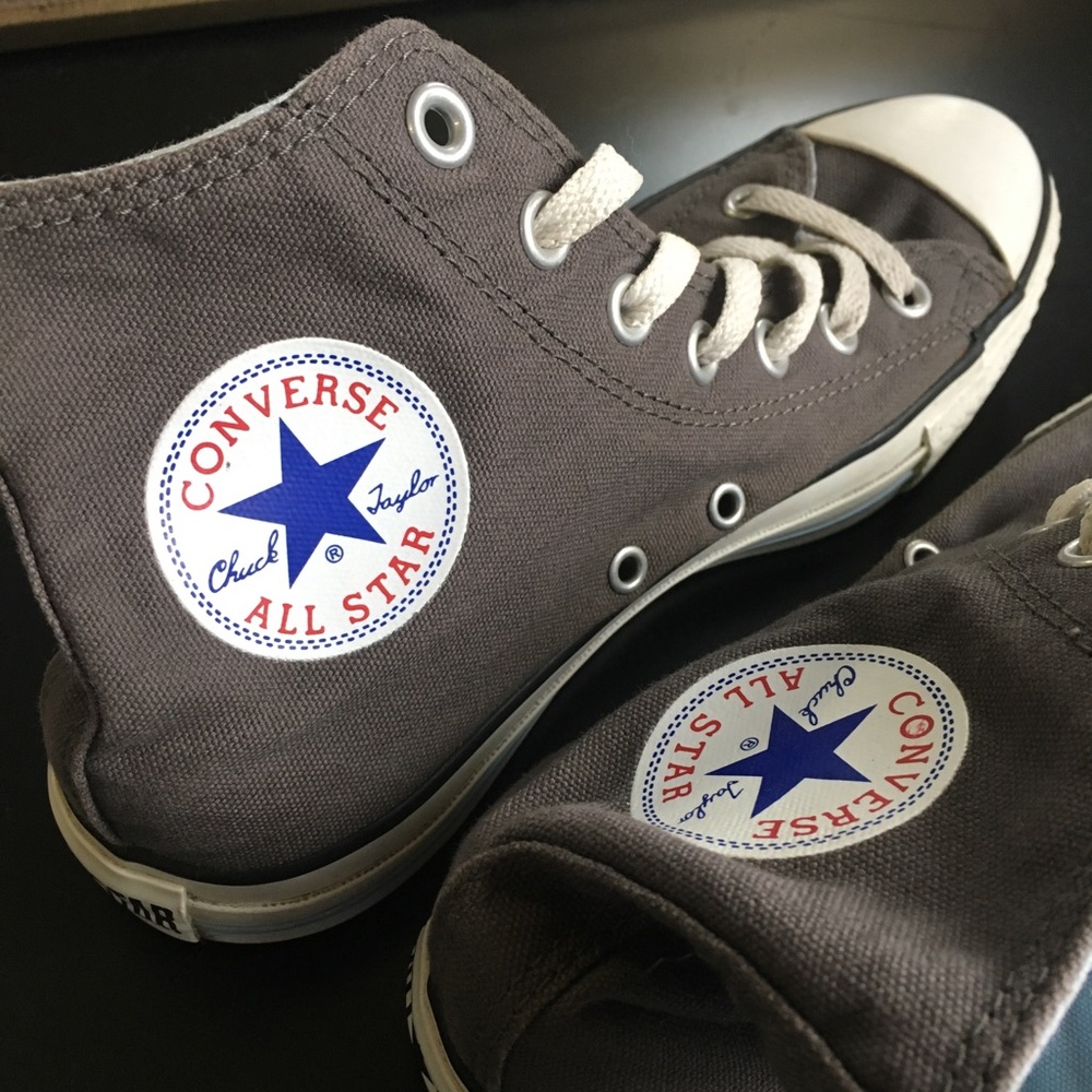 grey high top converse