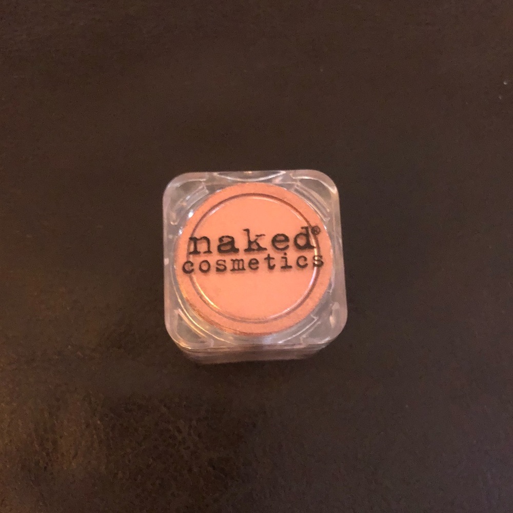 Naked Cosmetics Eye shadow in Heavy Metal