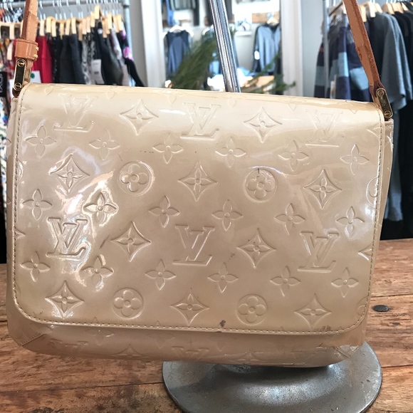 Louis Vuitton Bag - Picture 1 of 2