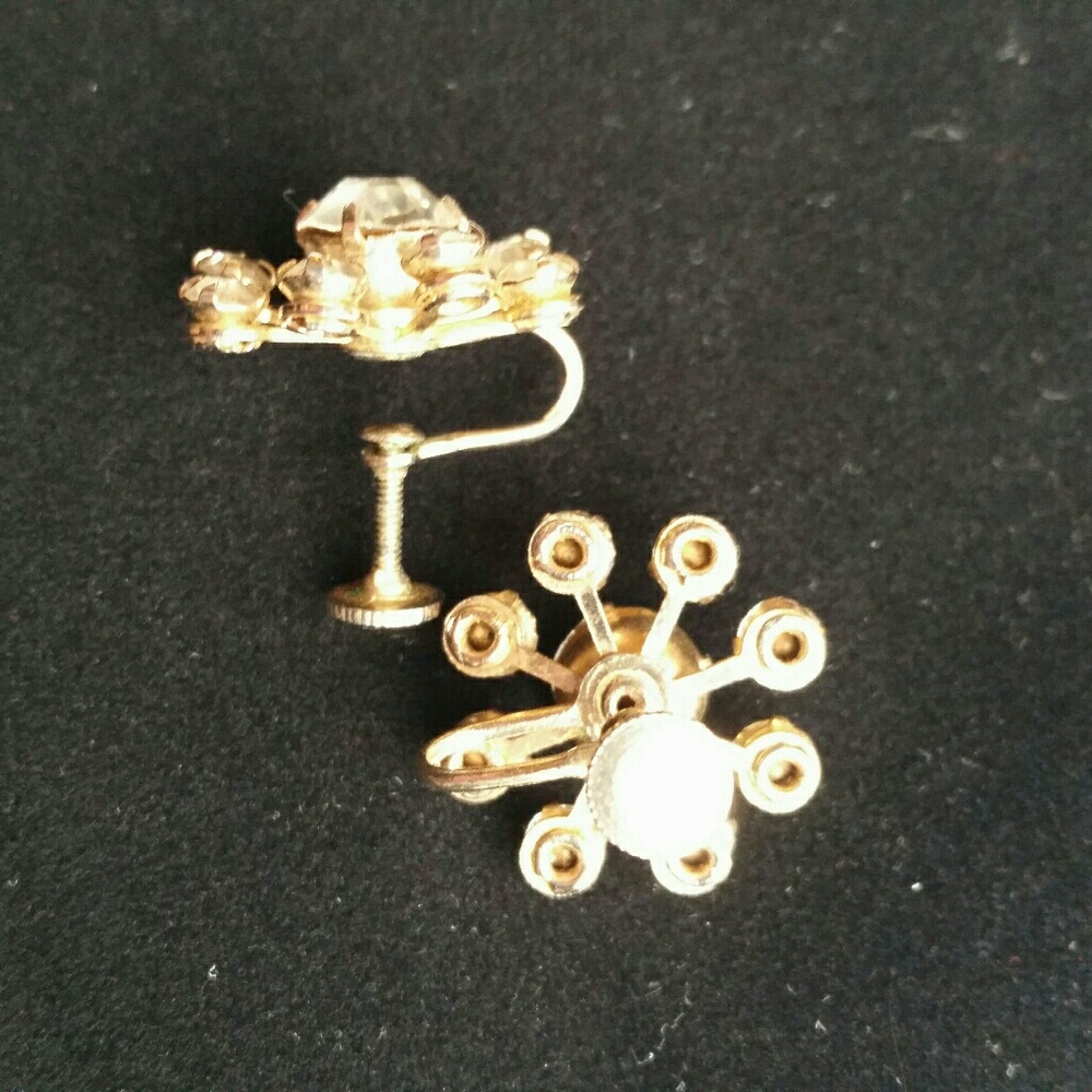 Vintage Signed Coro 1940s/50s Earrings - Picture 4 of 4