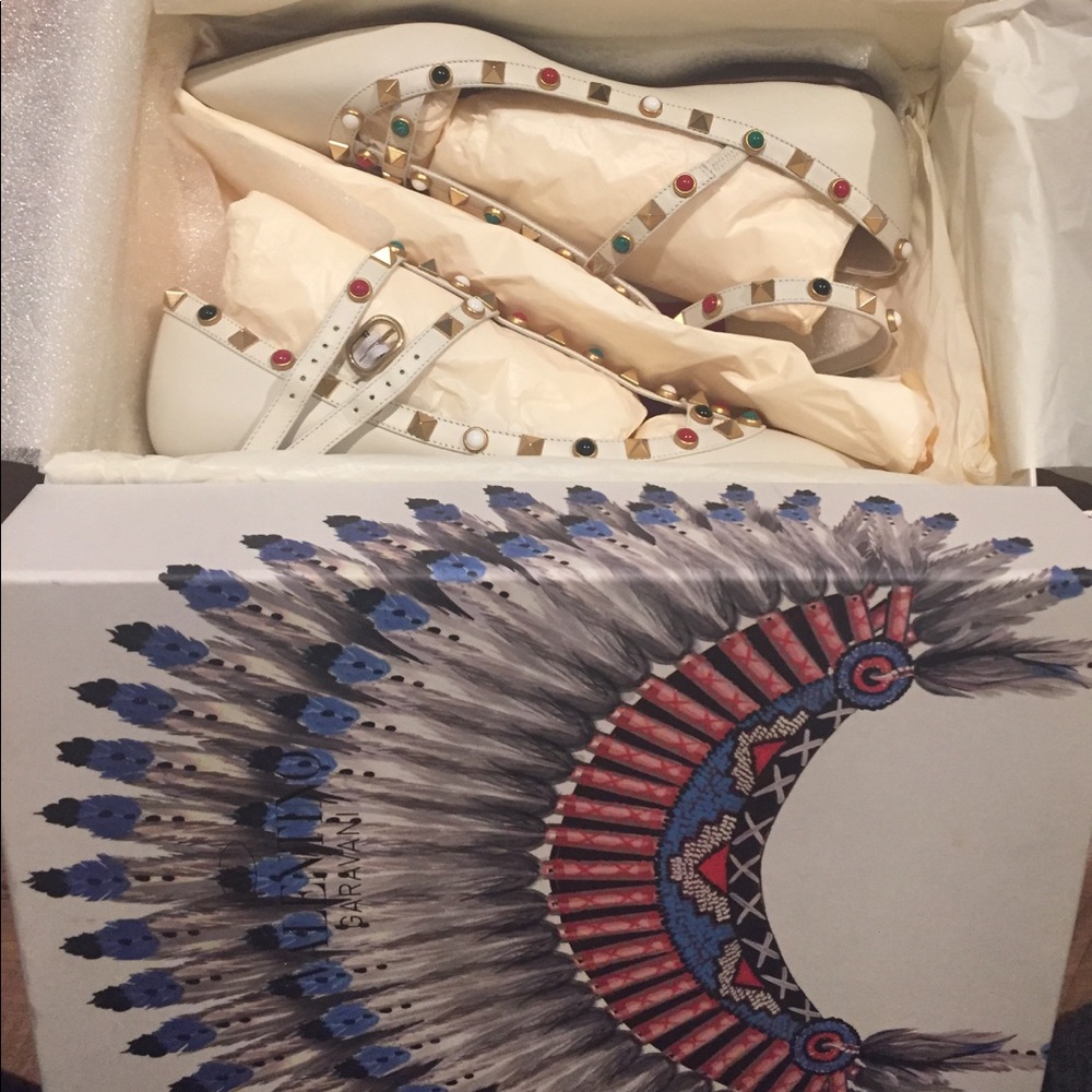 Valentino rockstud T-strap flat