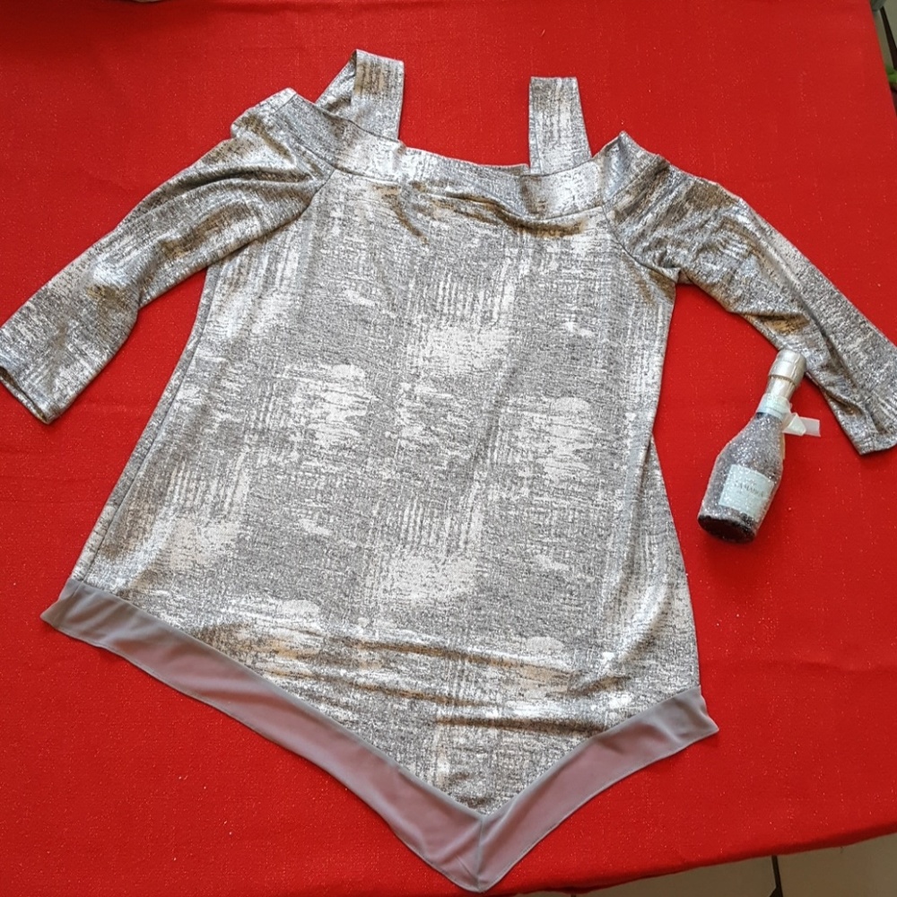 Party Top! Shiny silver