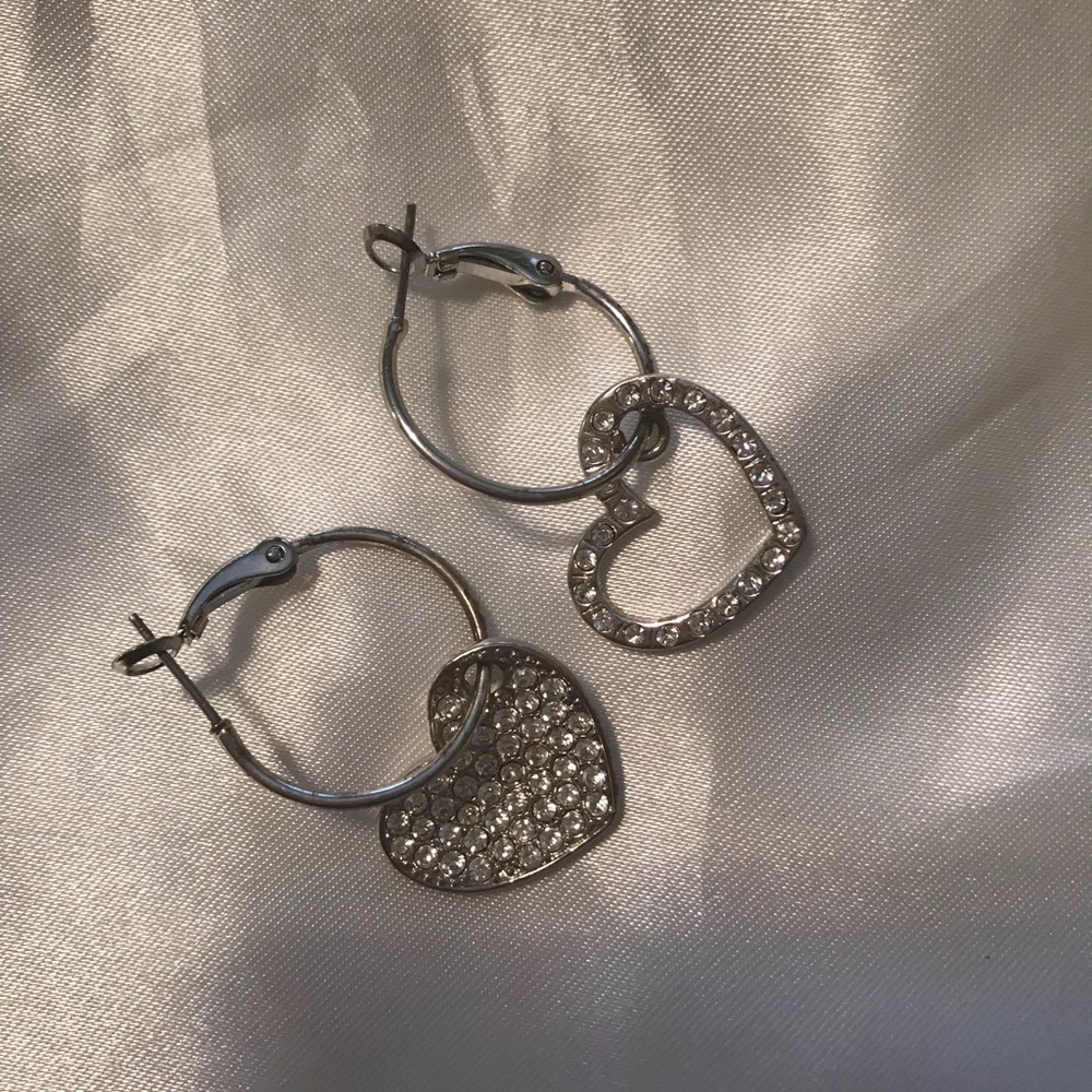 Cute heart earrings