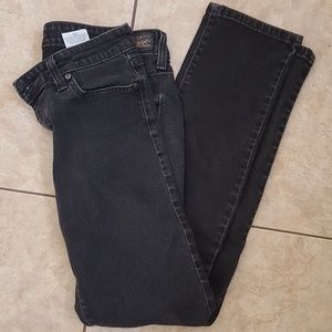 Levis-Dark grey mid-rise skinny size 6