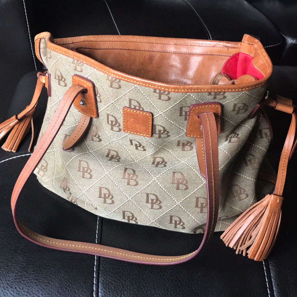 Dooney & Bourke Purse