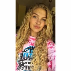 Meet your Posher, Mackenzie