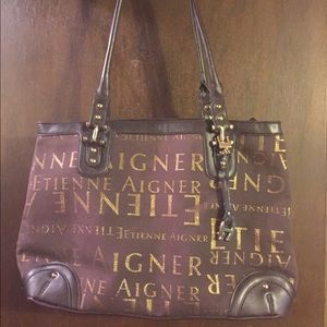 Nwot Etienne Aigner large purse like new