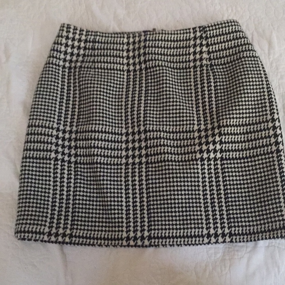 H&M Houndstooth Mini Skirt