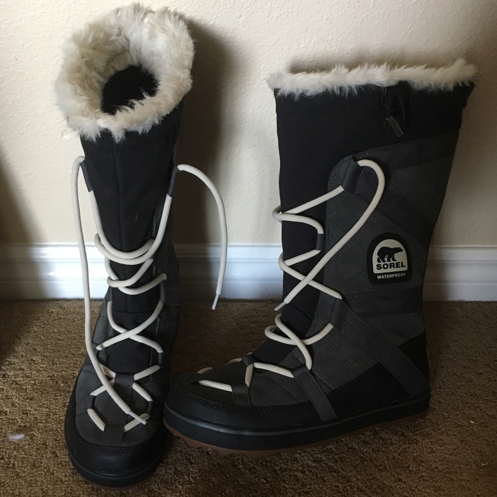 Sorel waterproof boots - worn twice
