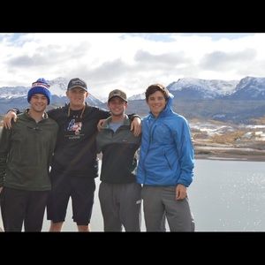 Meet your Posher, Alex