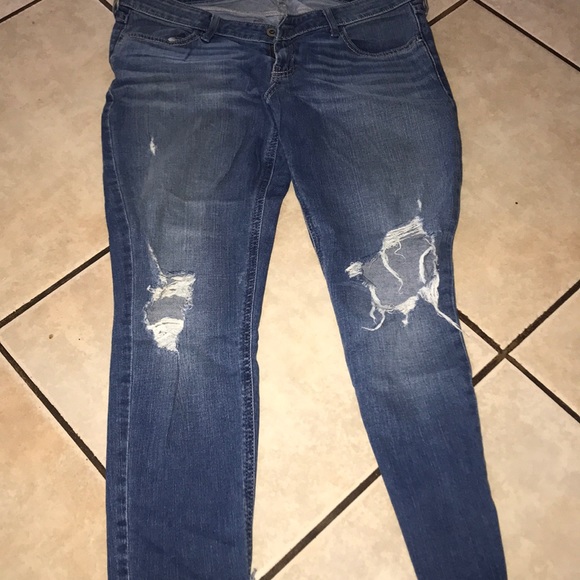 Hollister dark blue jeans - Picture 1 of 3
