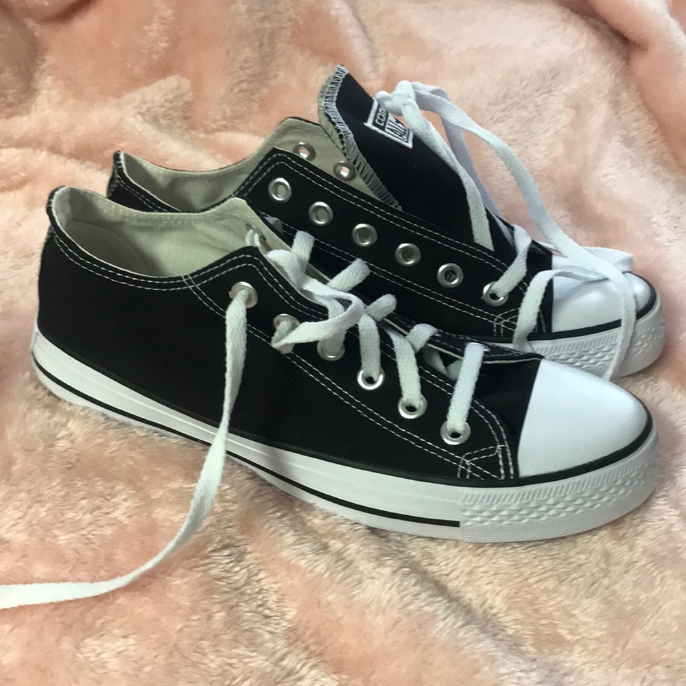 💕BRAND NEW ALL STAR CONVERSE