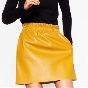Zara faux mustard skirt