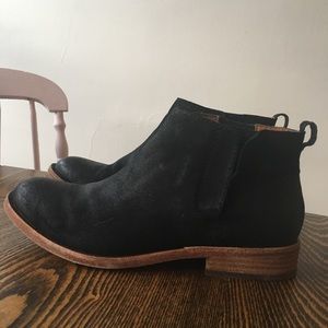 Koke-Ease Velma Boot in Black Suede, Size 8