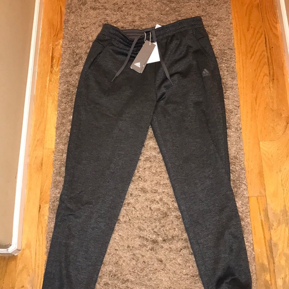 Men's Adidas sweat shirt and sweat pants - Picture 3 of 6