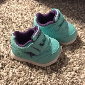 Baby girl tennis shoes
