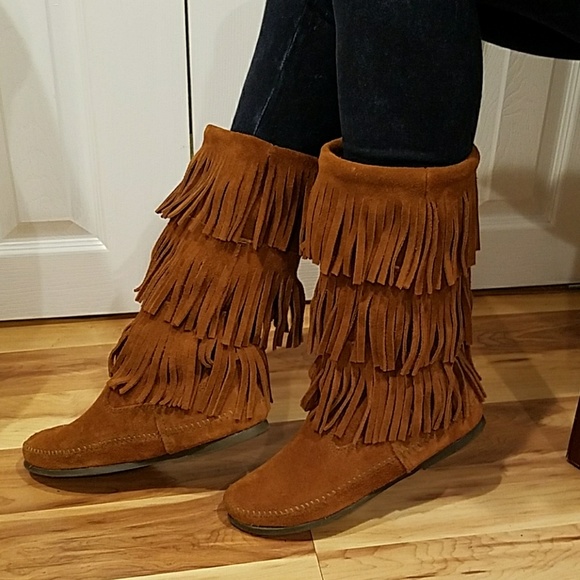 Minnetonka Shoes - MINNETONKA FRINGE BOOTS!!!!