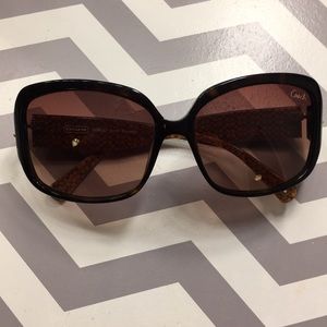 Coach Scarlet Sunglasses in Tortoise