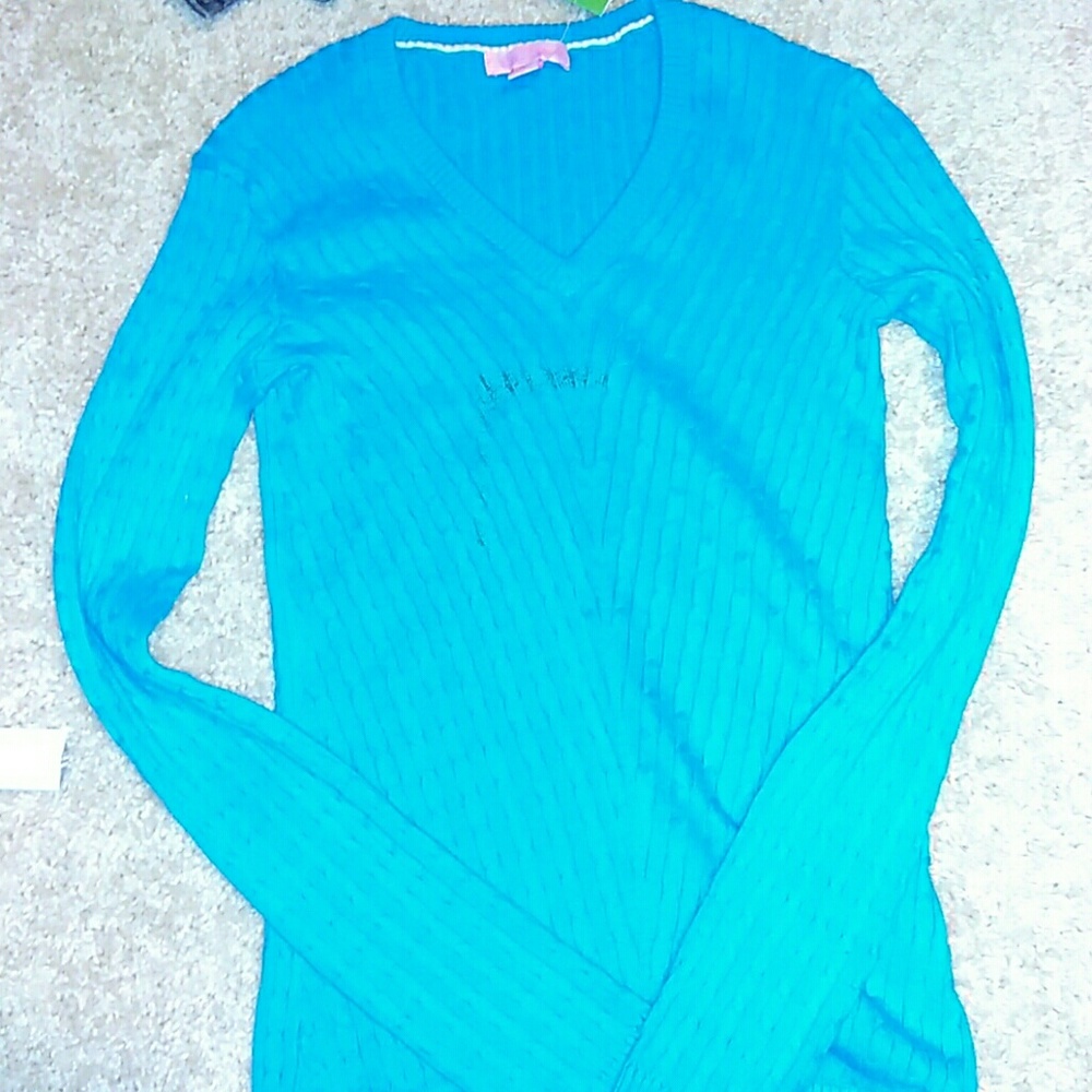 Torques sweater