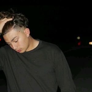 Meet your Posher, Christian