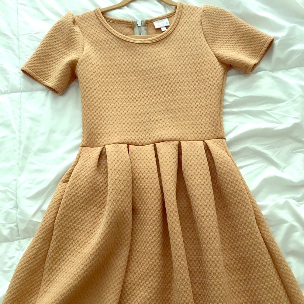 LulaRoe Tan Amelia Dress XS