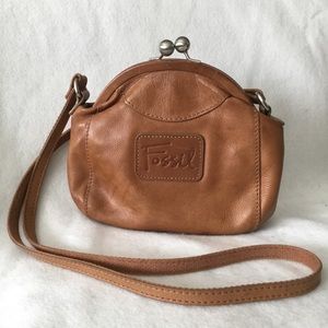 Fossil Leather Crossbody Clasp Top Purse!