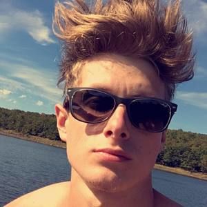 Meet your Posher, Kyle