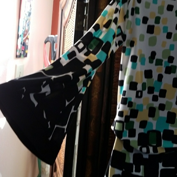 Top - Picture 3 of 3