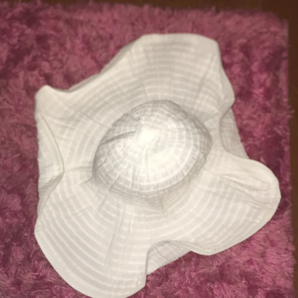 All white sun hat