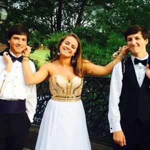 Meet your Posher, Davis