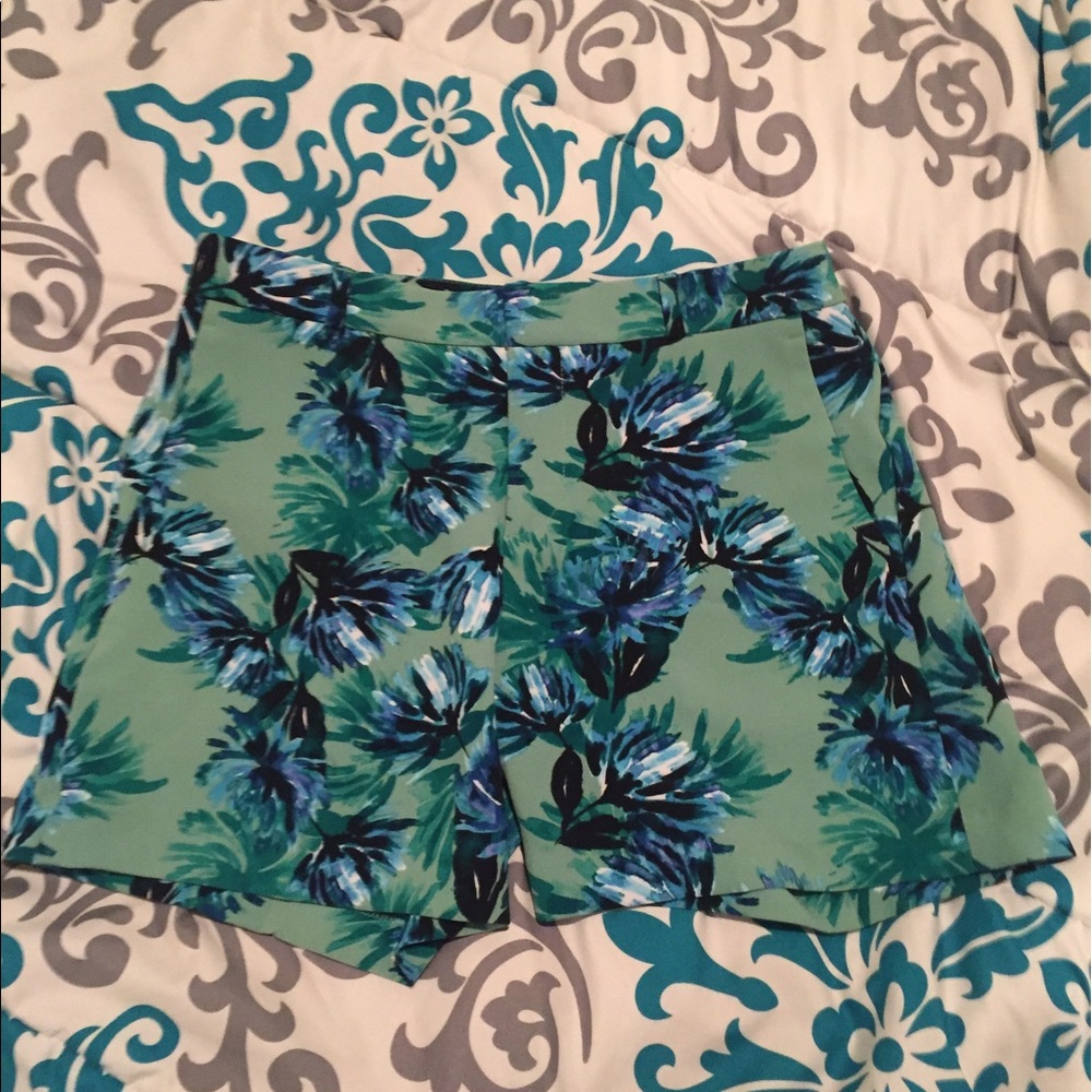 NWOT Banana republic floral shorts