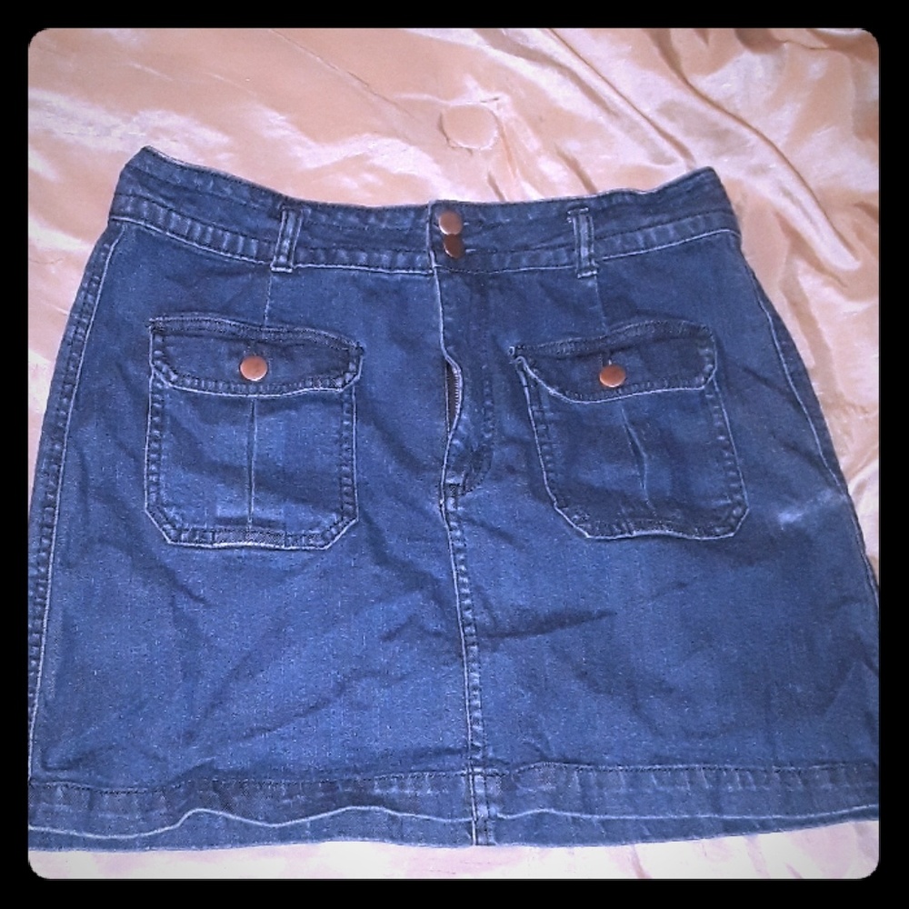 Denim skirt