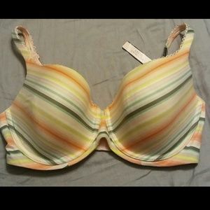 NWT Victoria's Secret Bra 36DD