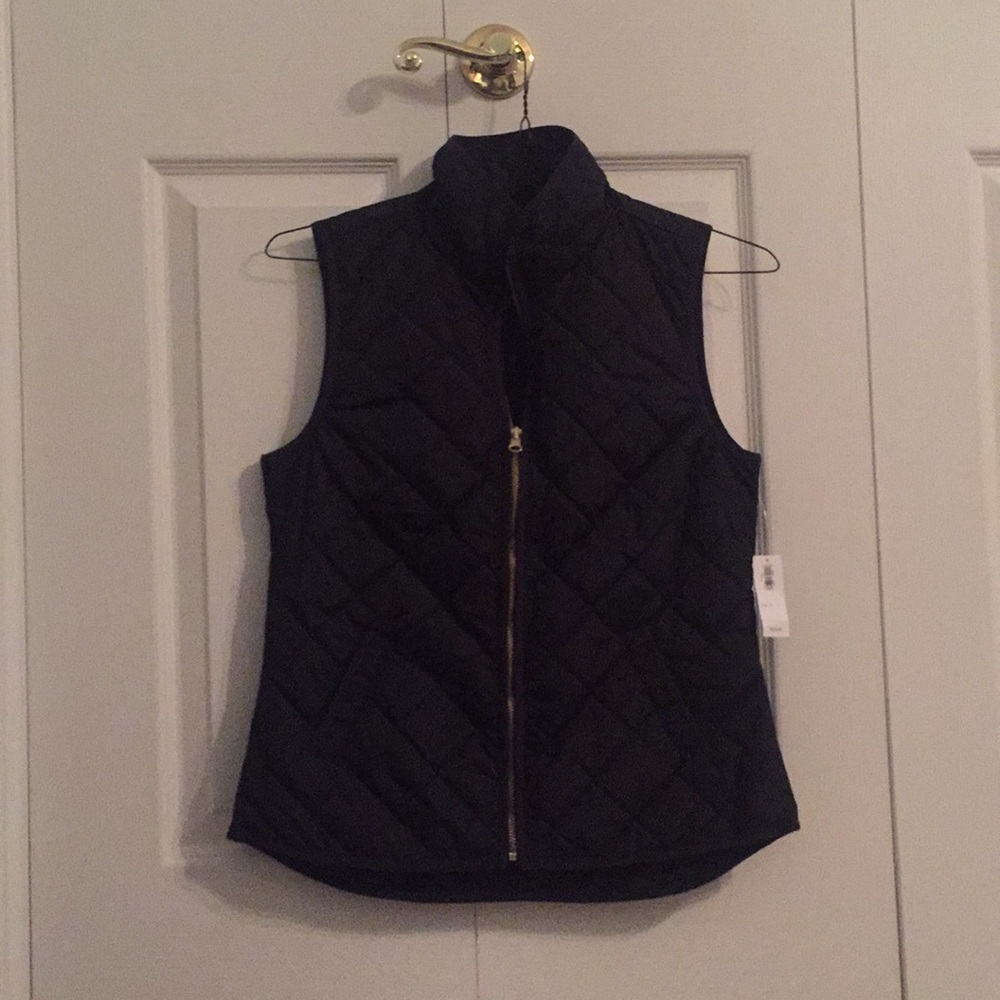 NWT - Black Old Navy quilted vest