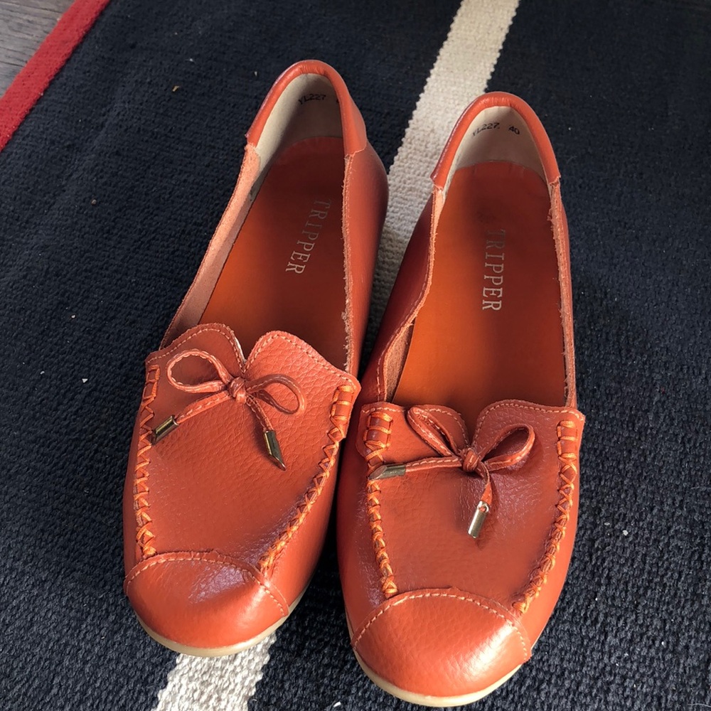 Leather shoes