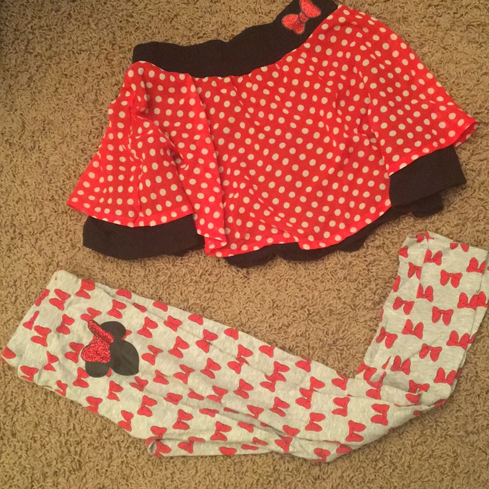 Girls leggings and skirt