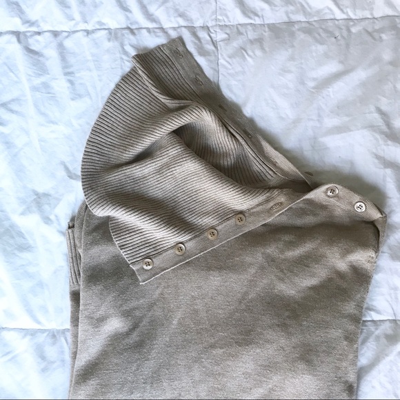 [H&M] Oversized Cowl Neck Sweater - Picture 2 of 6