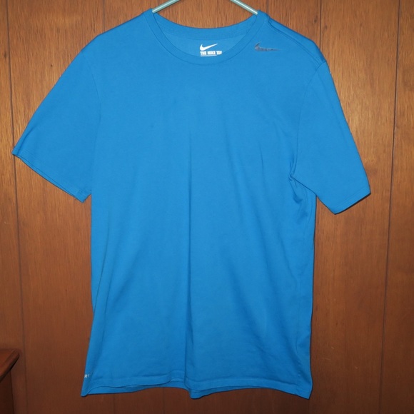 Nike Tee Dri-Fit - Picture 1 of 3