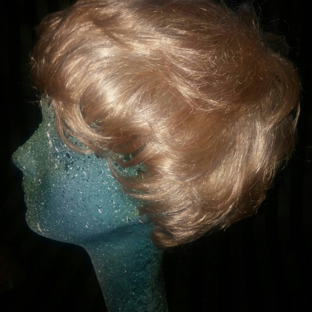 Short Style Blonde Wig Brand New