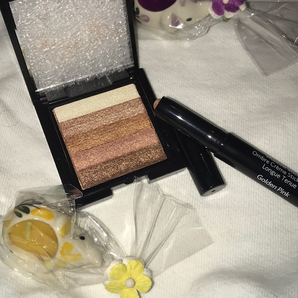 Bobbi Brown, Highlighter Brick and Shadow Stick ❤️