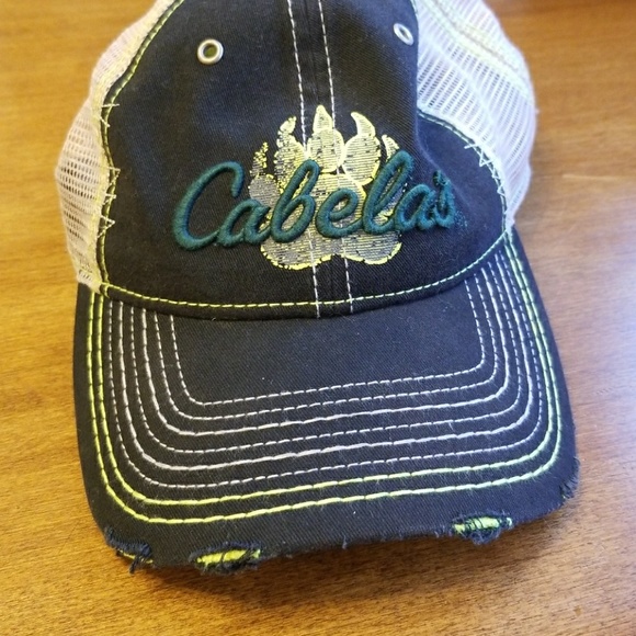 🍁Cabela's velcro back hats - Picture 2 of 5