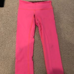 Lululemon Capri Wunder Under Leggings