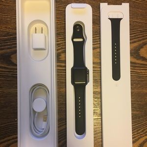 Apple Watch Series 2 38mm in Space Gray