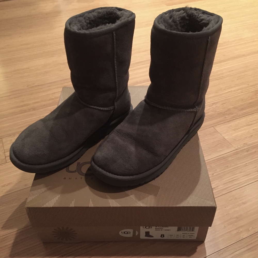 UGG Classic Short Boots