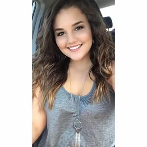 Meet your Posher, Paige