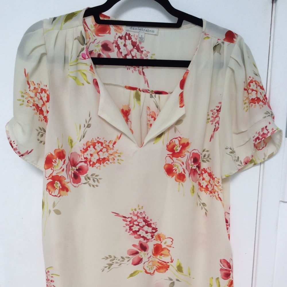 Floral Cream Top