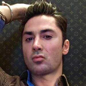 Meet your Posher, Ronald