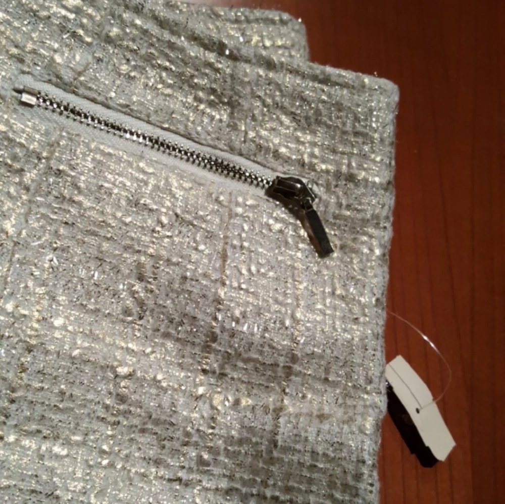 Shorts - Picture 3 of 3