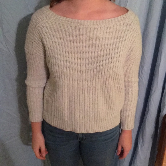 Sweater - Picture 1 of 2